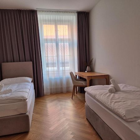 Laurinska 1 Apartments Братислава Экстерьер фото
