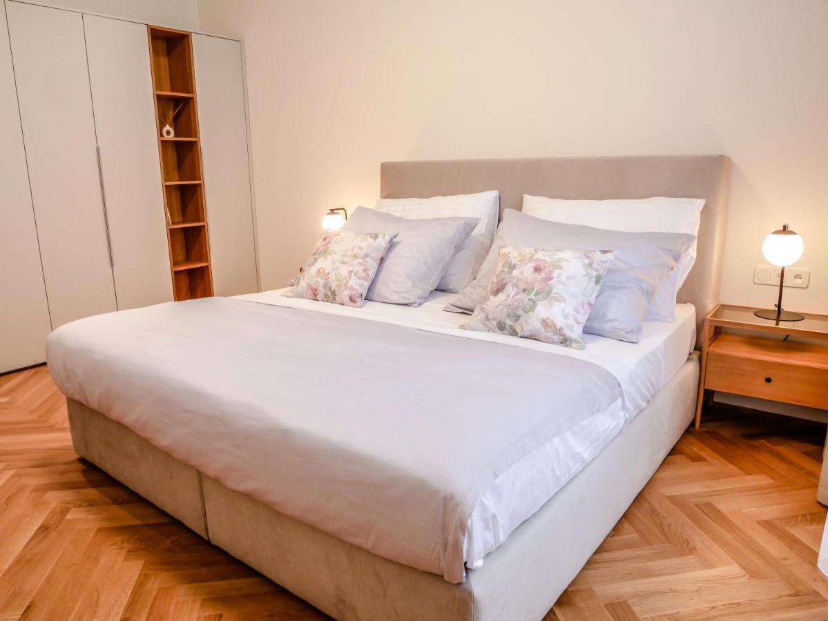 Laurinska 1 Apartments Братислава Экстерьер фото