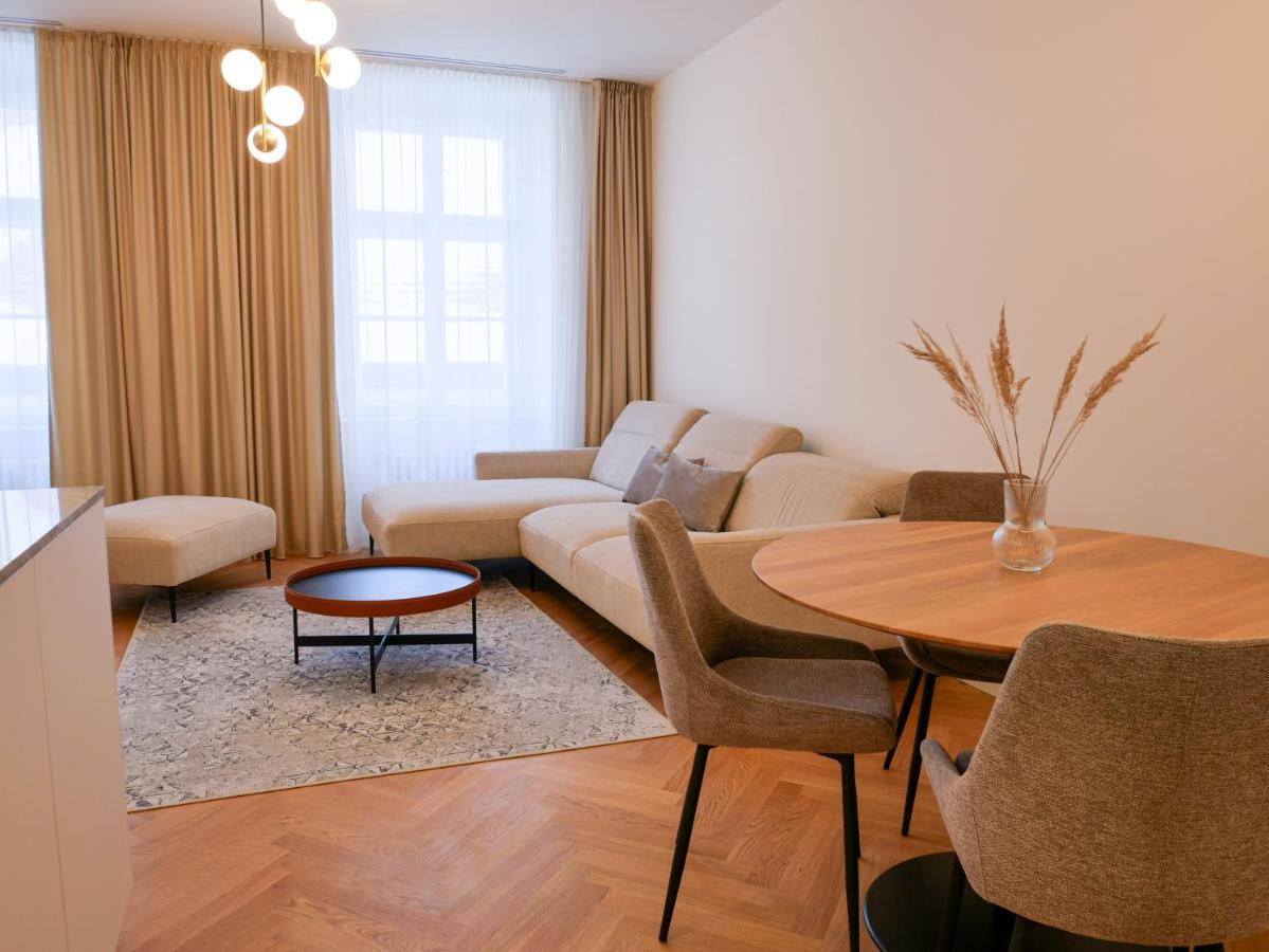 Laurinska 1 Apartments Братислава Экстерьер фото