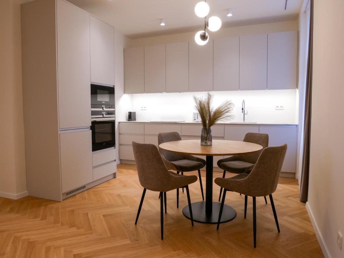 Laurinska 1 Apartments Братислава Экстерьер фото